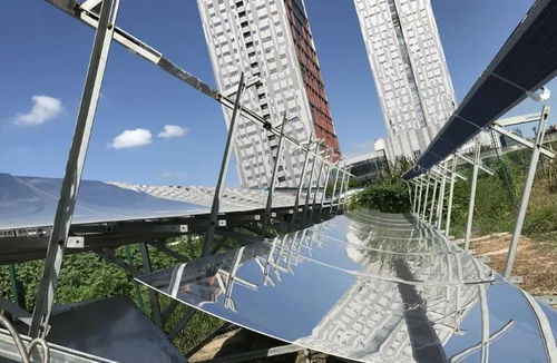 云南師大李明教授團隊 太陽能聚光發(fā)電集熱儲能系統(tǒng)在新能源領(lǐng)域的創(chuàng)新應(yīng)用